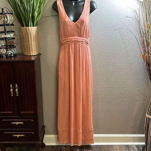 #326 forever 21, pink Lacey maxi dress size small - Picture 1 of 13